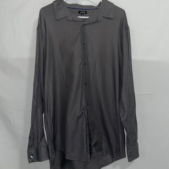 Men’s button down shirt - Picture 1 of 4